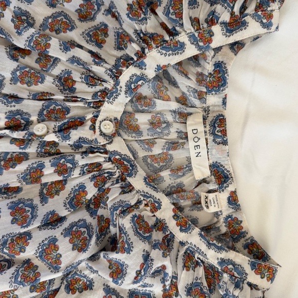 Doen Floral Top - Picture 3 of 4